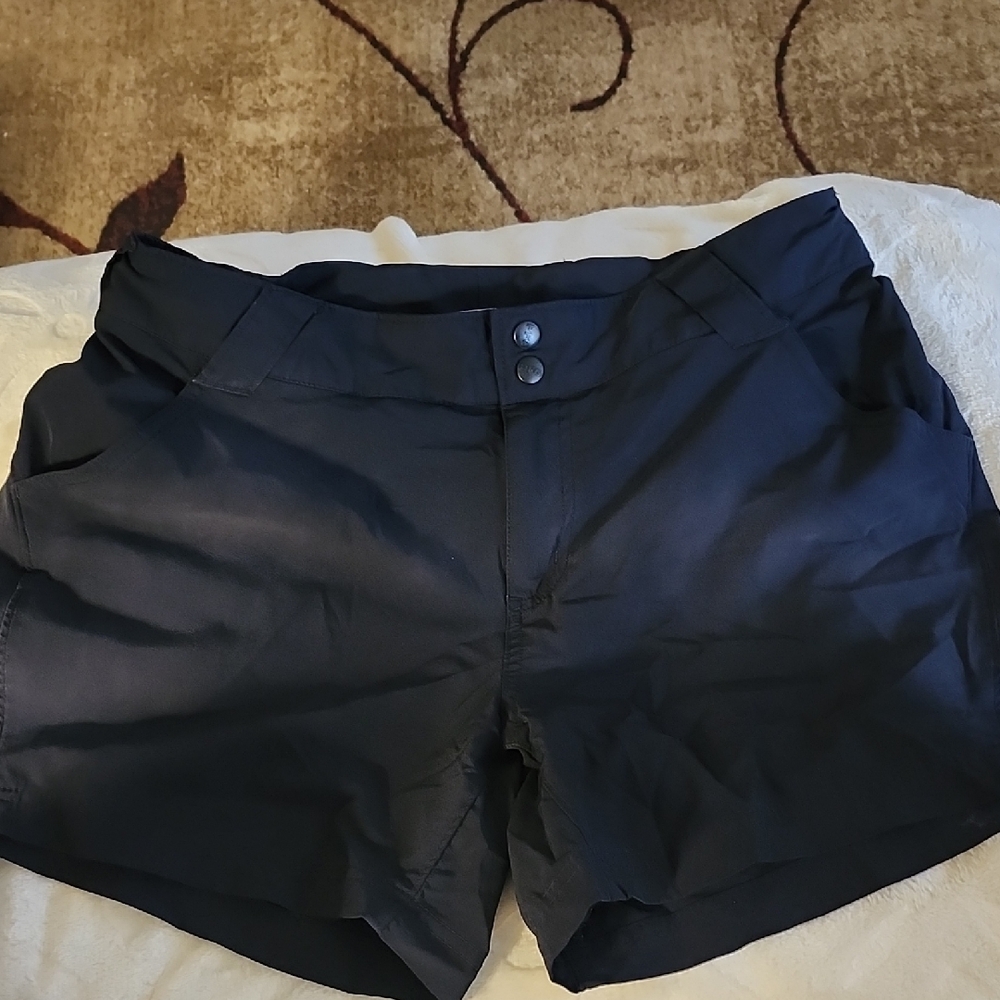 Women's Black Columbia PFG Shorts